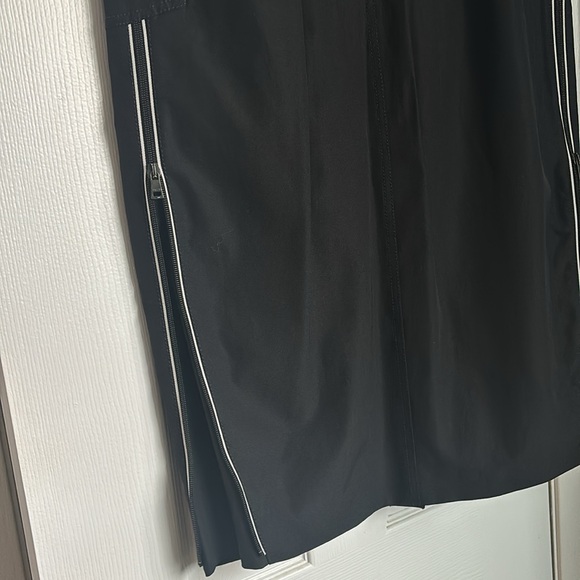 Marc Cain Black Stretch Midi Skirt with Zip Side Detail - Picture 3 of 9